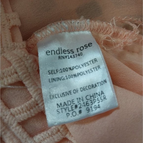 Endless Rose Zoe Peach Crochet Lace Cropped Pants Women's Sz M - Picture 5 of 12